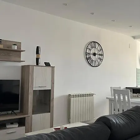 Nuevo Casco Antiguo Apartment